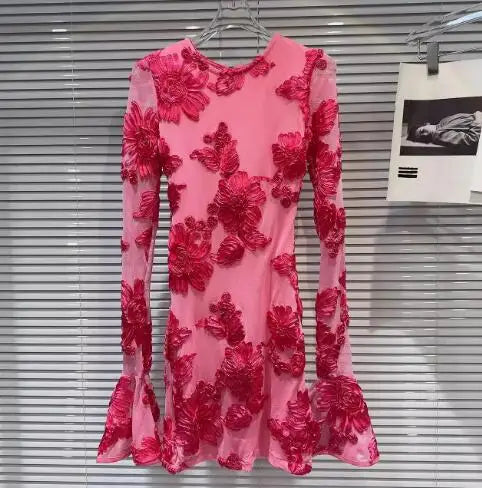 Vintage Backless Embroidered Flare Sleeve Women's Dress - Image 2