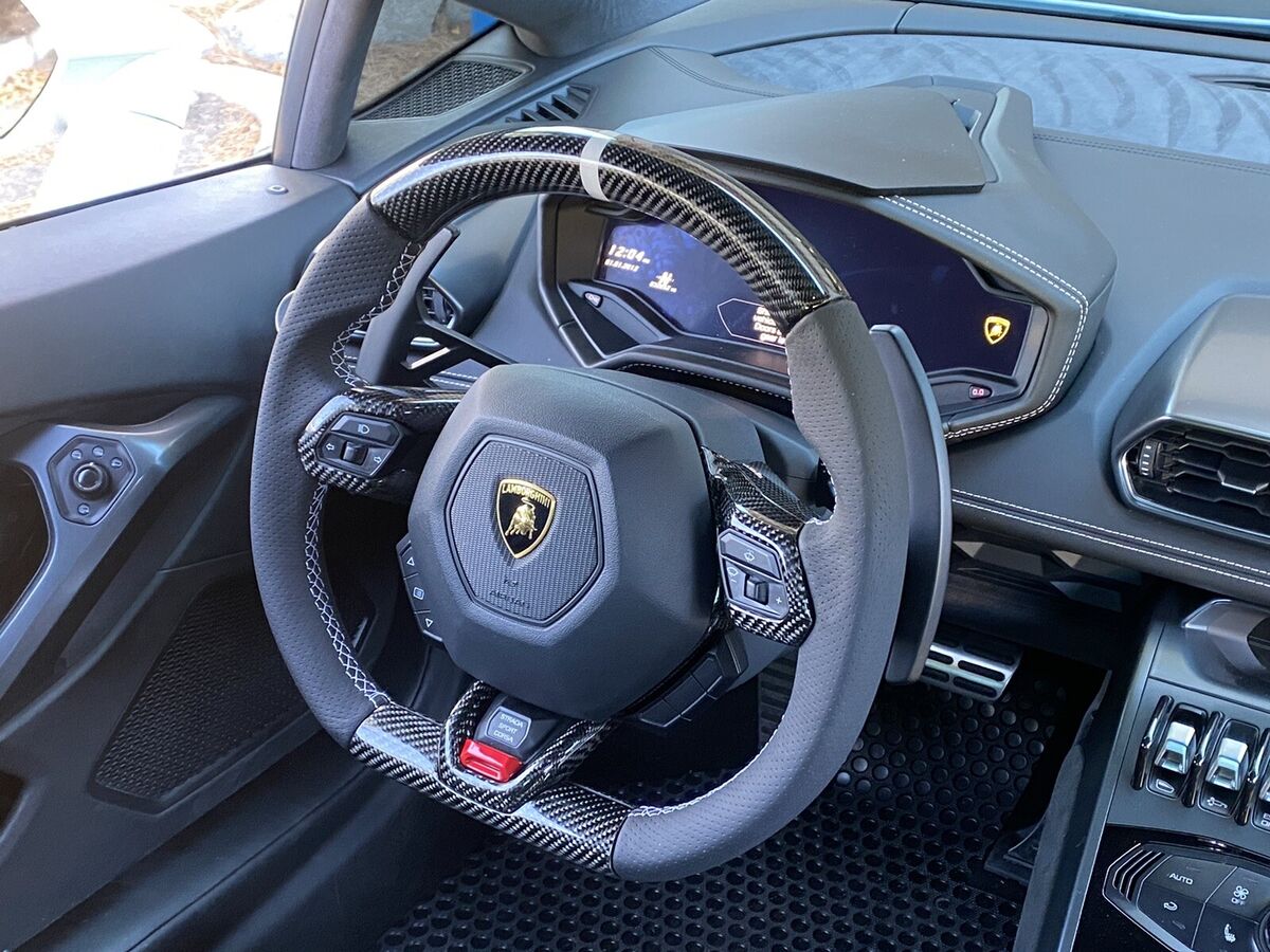 Lamborghini Huracan Carbon Custom Steering Wheel