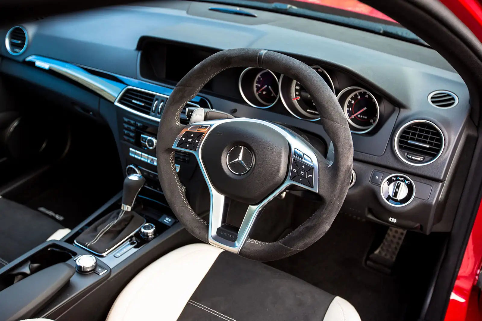 Mercedes Benz C63 AMG W204 Steering Wheel