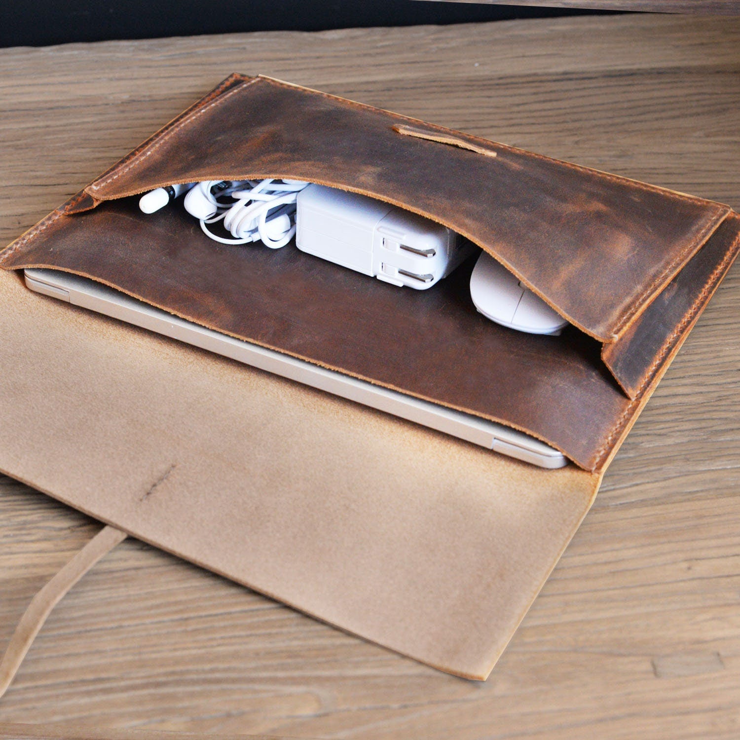 Handmade distressed leather macbook laptop portfolio business