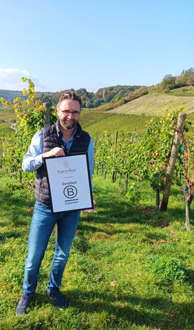 Sebastien Jungen à la rencontre de l'apiculture biologique aec Honapi