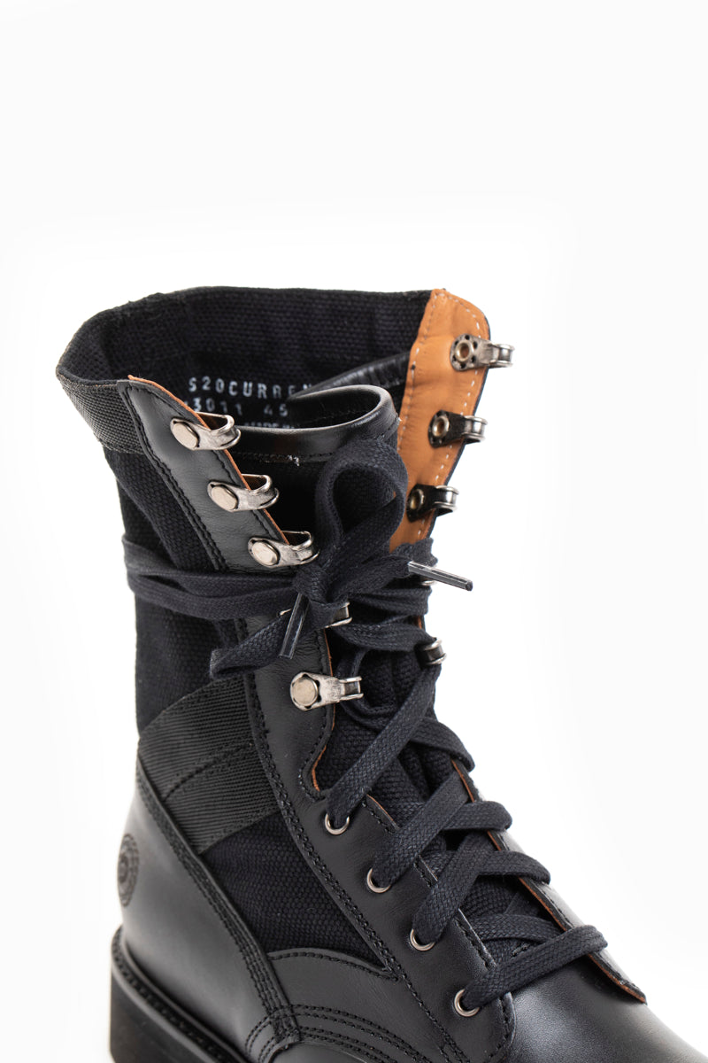 lace-up women combat boots