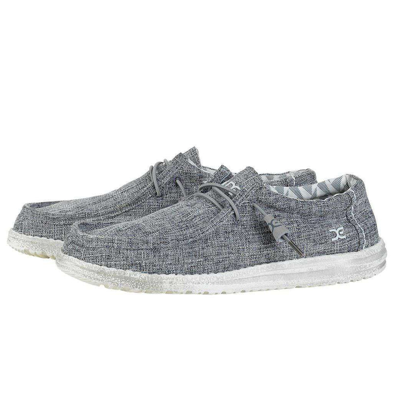 Hey Dude Wally Canvas Shoe in Linen Iron – Country Club Prep