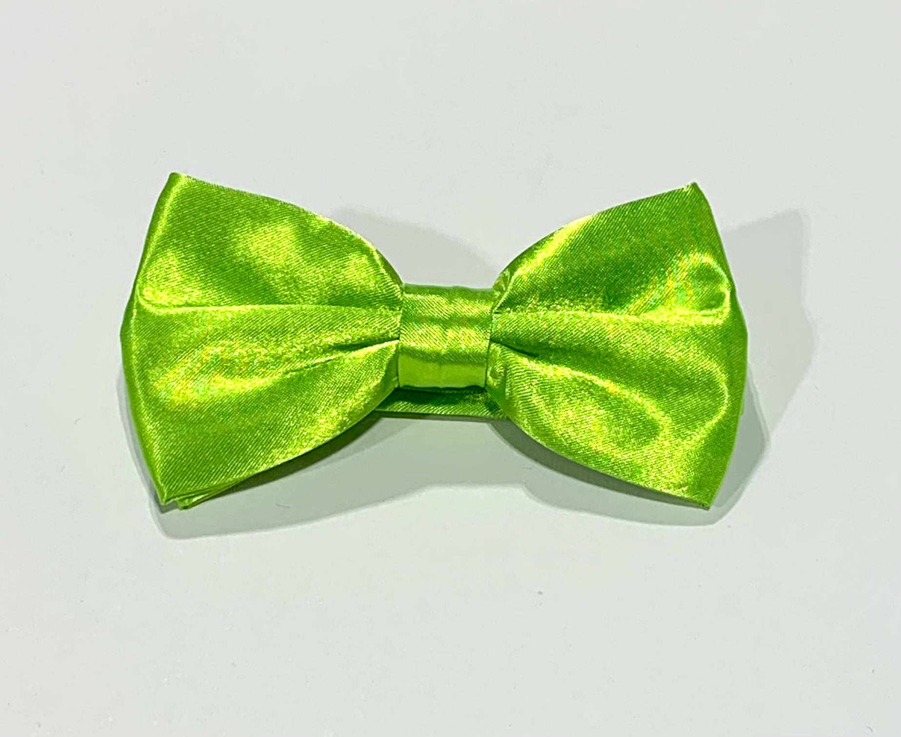 Bright Green Satin 2 1/2 Inch Bow Tie – The Total Gentleman