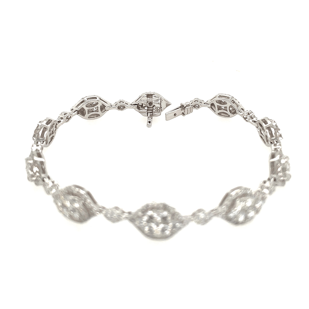 18K White Gold 4.67ctw Diamond Marquise Design Bracelet