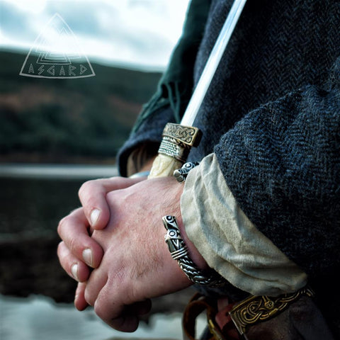 Viking Arm Ring: Viking Oath of Loyalty and Dignity - BaviPower Blog
