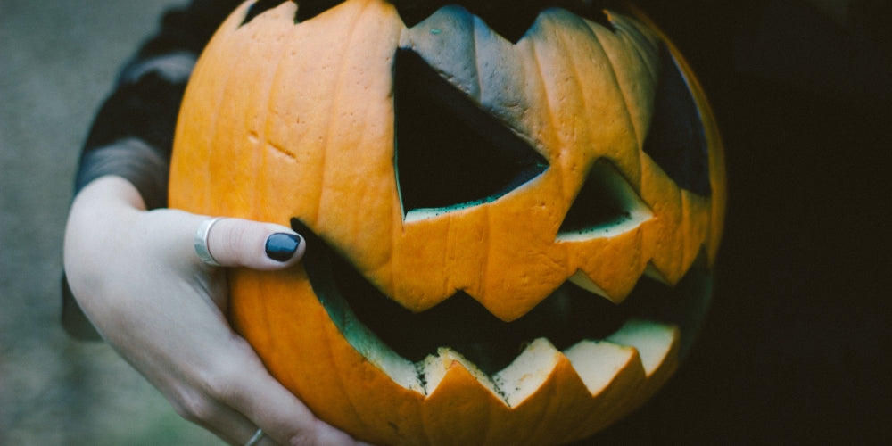 Nguồn gốc quả bí ngô Halloween và lý do người ta khắc bí ngô