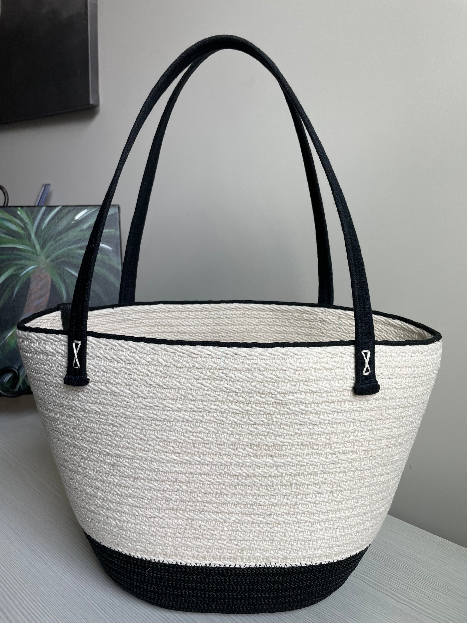 Handmade Cotton Rope Market Tote Black and Netural – Spuris Basket Company
