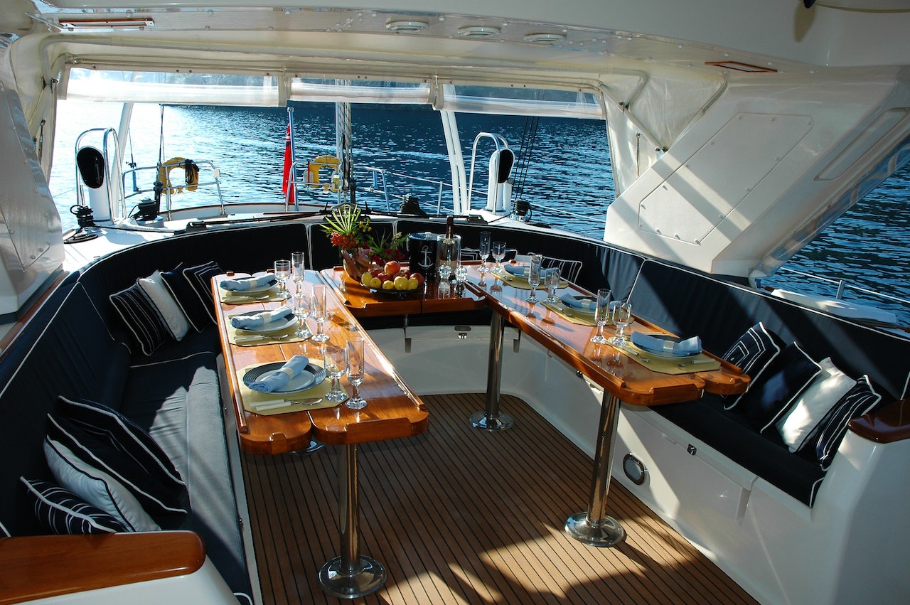 Yacht Clean Water for Guests