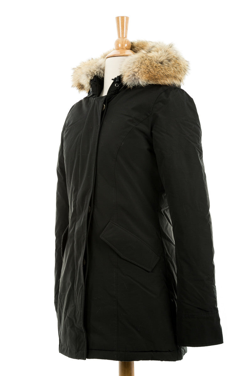 maat krans Neuken Arctic Parka with Fur Trim | Woolrich John Rich & Bros | Coat, Jacket –  Dejavu NYC