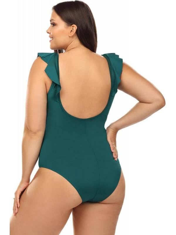 3 Reasons to choose a one-piece swimsuit this year 7