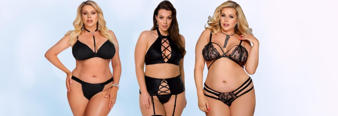 Sexy lingerie set in plus sizes