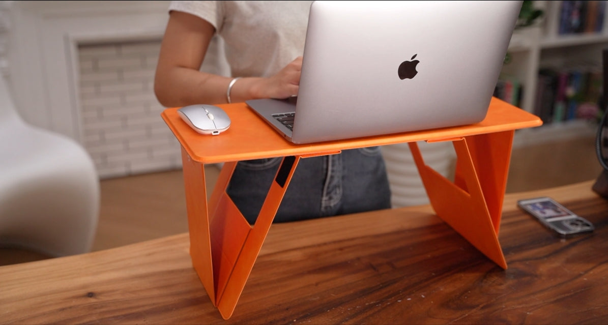 Pi foldable lap desk and standing desk