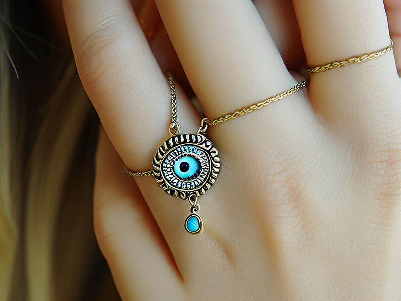 How to Choose and Wear a Turquoise Evil Eye Jewelry or Accessory