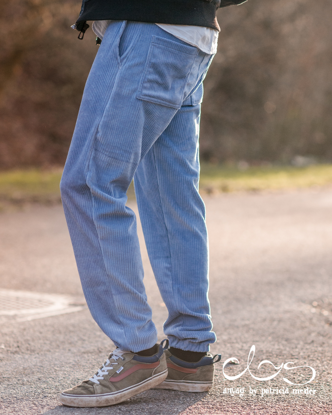 Selbstgenähte Hose aus Cordnicky stonewashed Stoffonkel von faybee.ch