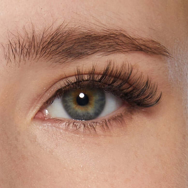 how to choose fake eyelashes for your eye shape
