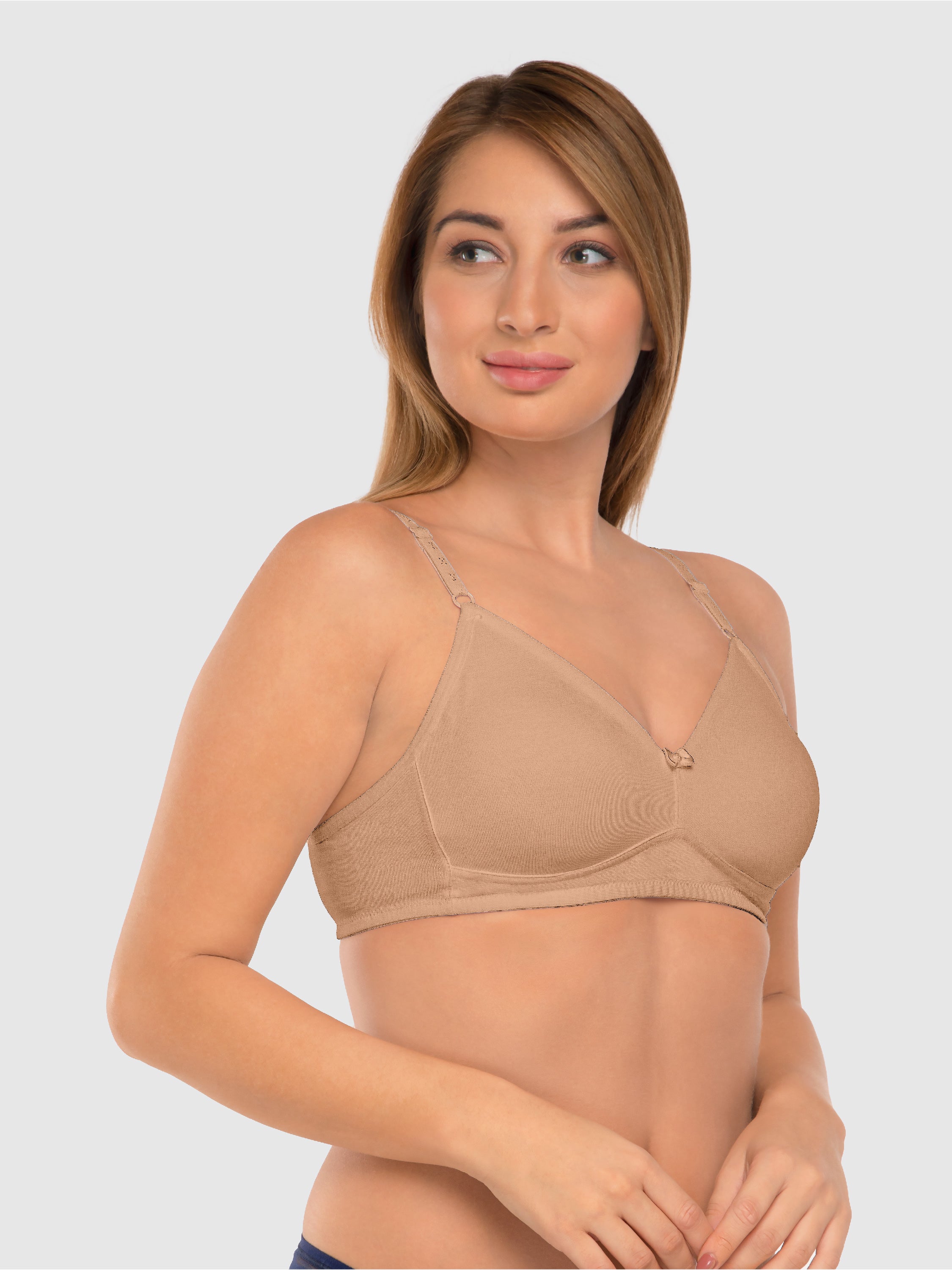 Daisy Dee Full Coverage Cherry Non Padded Saree Blouse Bra (Peach ) in  Bangalore at best price by Lovable Lingerie Pvt Ltd - Justdial