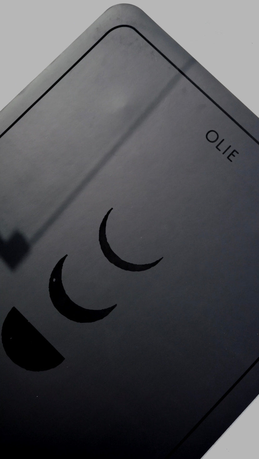 OLIE BLACK MOON MAT - The worlds grippy and comfortable mat