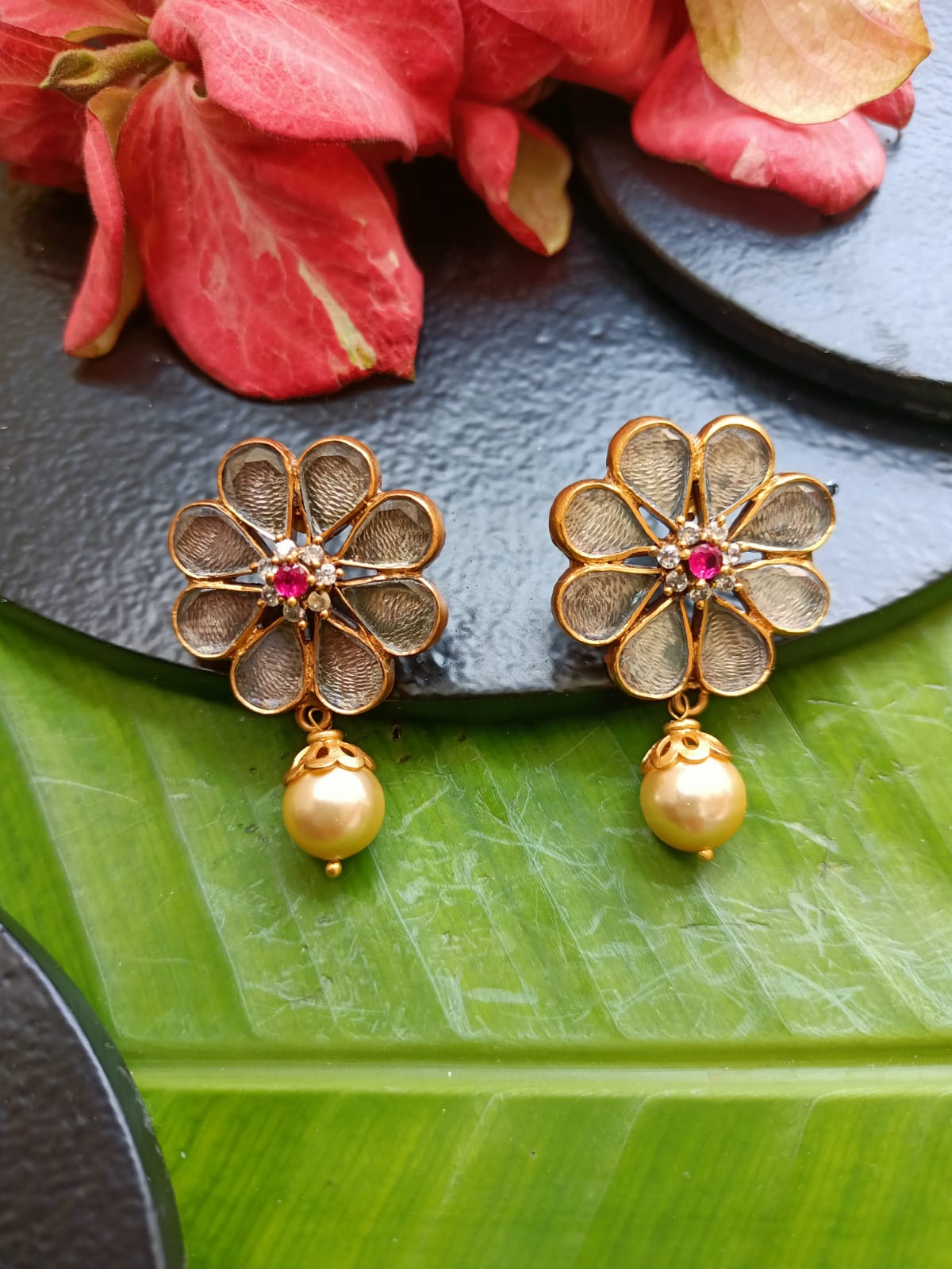 925 Sterling Silver Rainbow Heart Stud Earrings Online Jewllery Shopping  India | Dishis Designer Jewellery