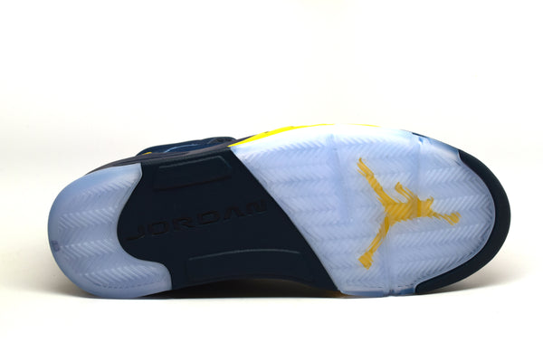 jordan 5 retro michigan pe