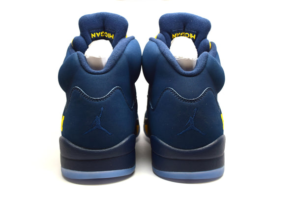 jordan 5 michigan pe