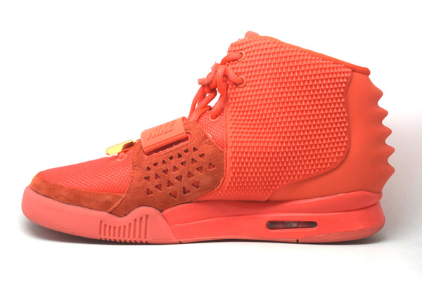 nike air yeezy red october