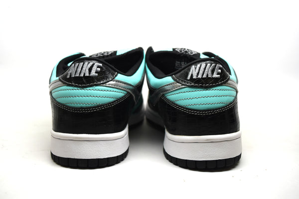 diamond supply co tiffany dunks