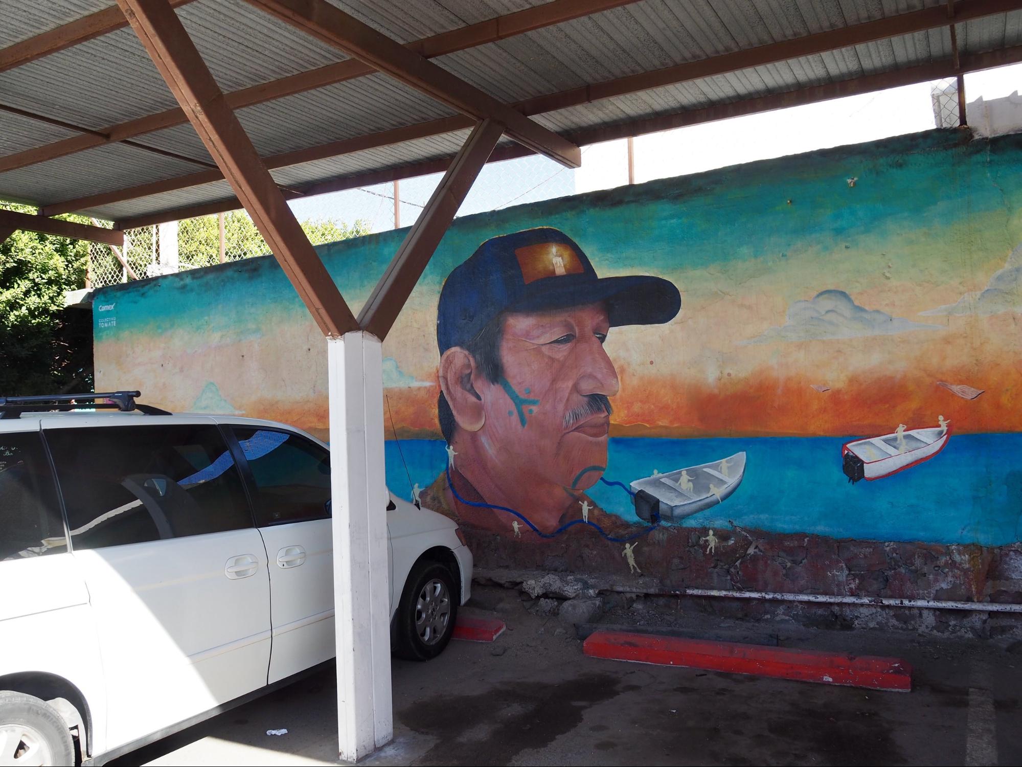 La Paz car park mural
