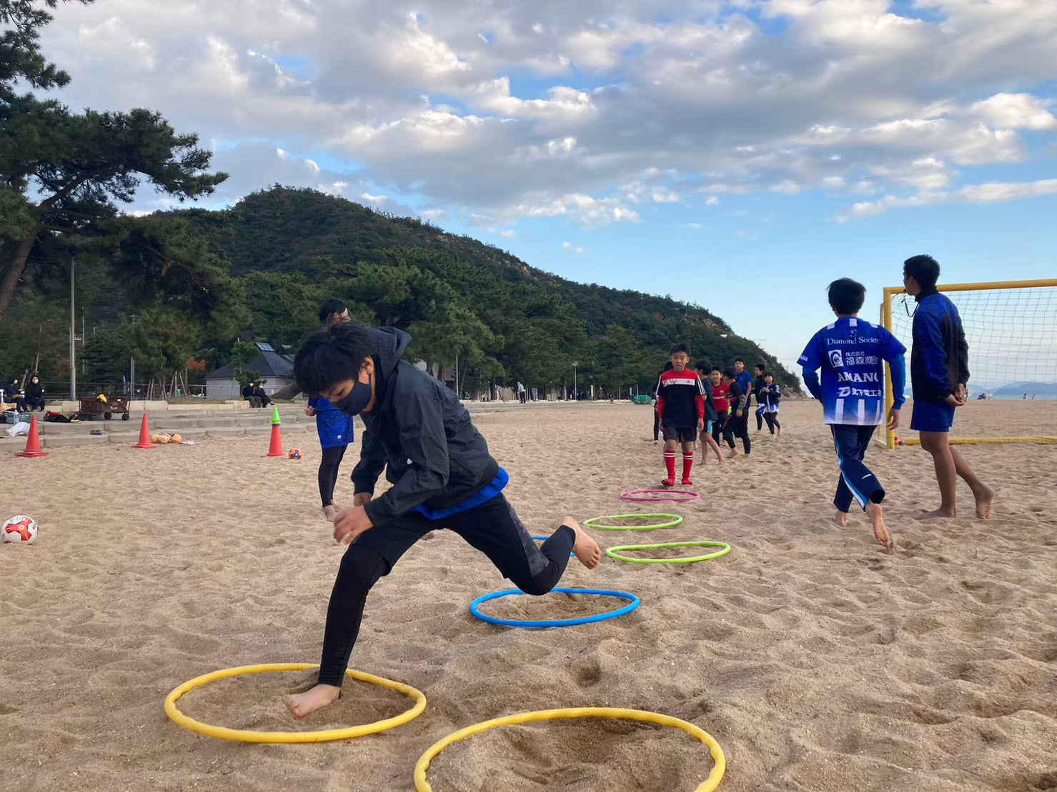 毎月のハレクティオ岡山主催ビーチサッカースクール活動〜2022年11月〜