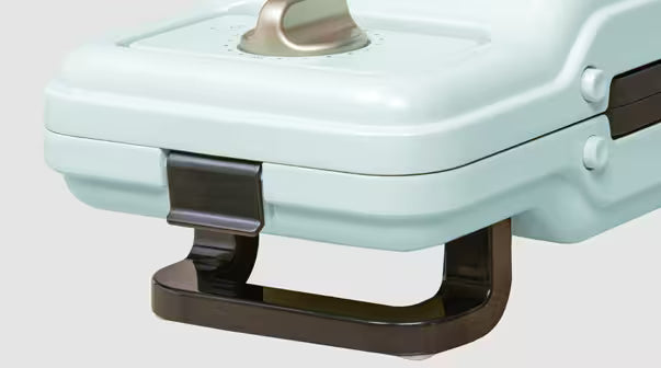 電気 ワッフルメーカーすっきり収納
