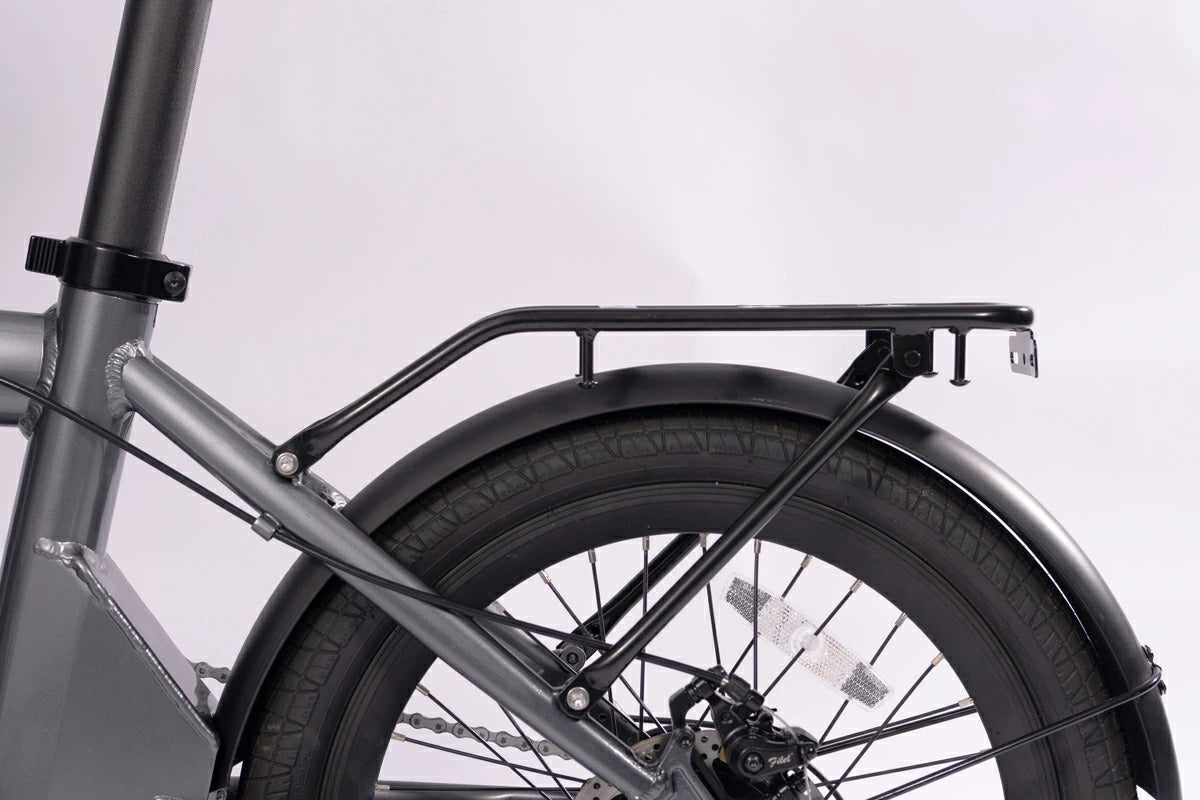 自転車リアキャリア 精巧なデザインと高強度合金素材で、安定性と耐久性を確保。