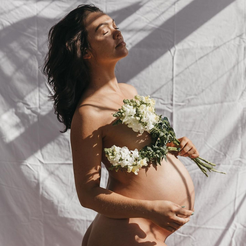 Maternity photos of Ruby during her pregnancy with Peggy