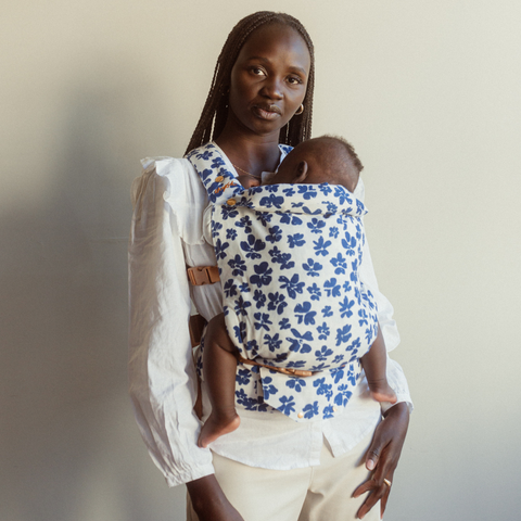 Nyamouch our model for theDes Fluer Campaign, wearing our Des Fluer Baby Clip Carrier