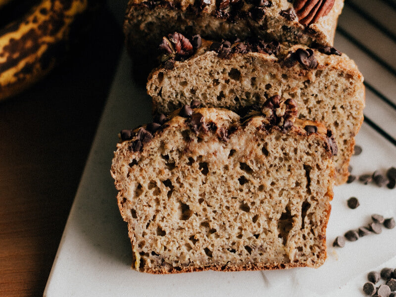 Crunchy and Sweet Baked Banana Bread with Pecan and Chocolate Drops Recipe for a Delicious Snack or Dessert - recipes - V3 Apparel seamless squat proof workout leggings, gym tights, fitness sports bras and tank top