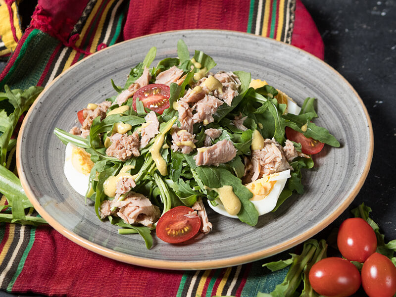 Niçoise Salad with Tuna and Hard-Boiled Eggs - A Perfect Summer Meal. V3 Apparel seamless squat proof workout leggings, gym tights, fitness sports bras, tank tops and tanks