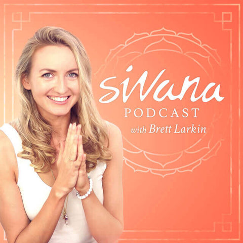 The Best Yoga Podcasts for Women, The Sivana Podcast by Sivana East. Article by V3 Apparel womens activewear including seamless workout leggings, gym tights, fitness sports bras and tank top