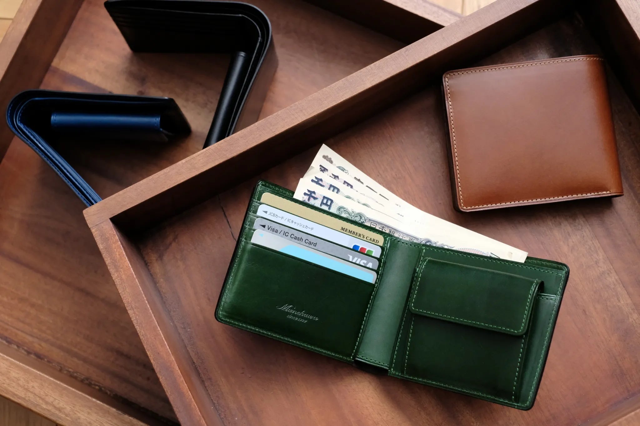 革製品は通気性の良いところに保管することが大切