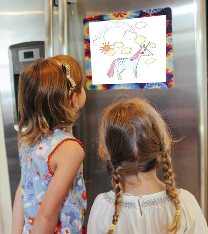 display kids artwork on non magnetic stainless steel refrigerator