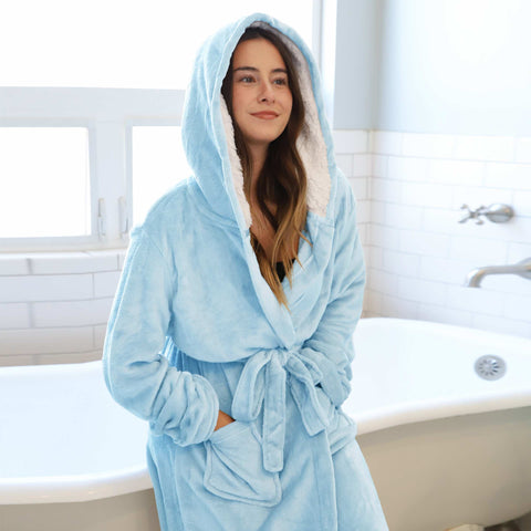 Tirrinia's blue bathrobe gives off a gentle vibe