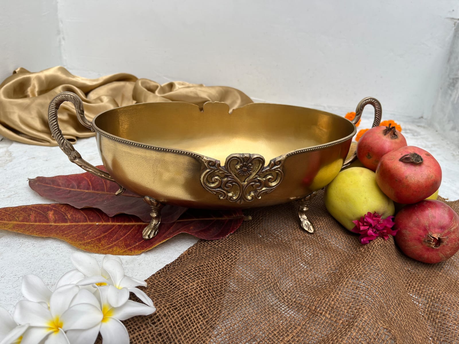 Brass Decorative Fruit Bowl / Centre Table Bowl / Oval Bowl