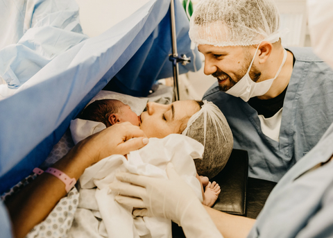 Bonding after Cesarean Section birth