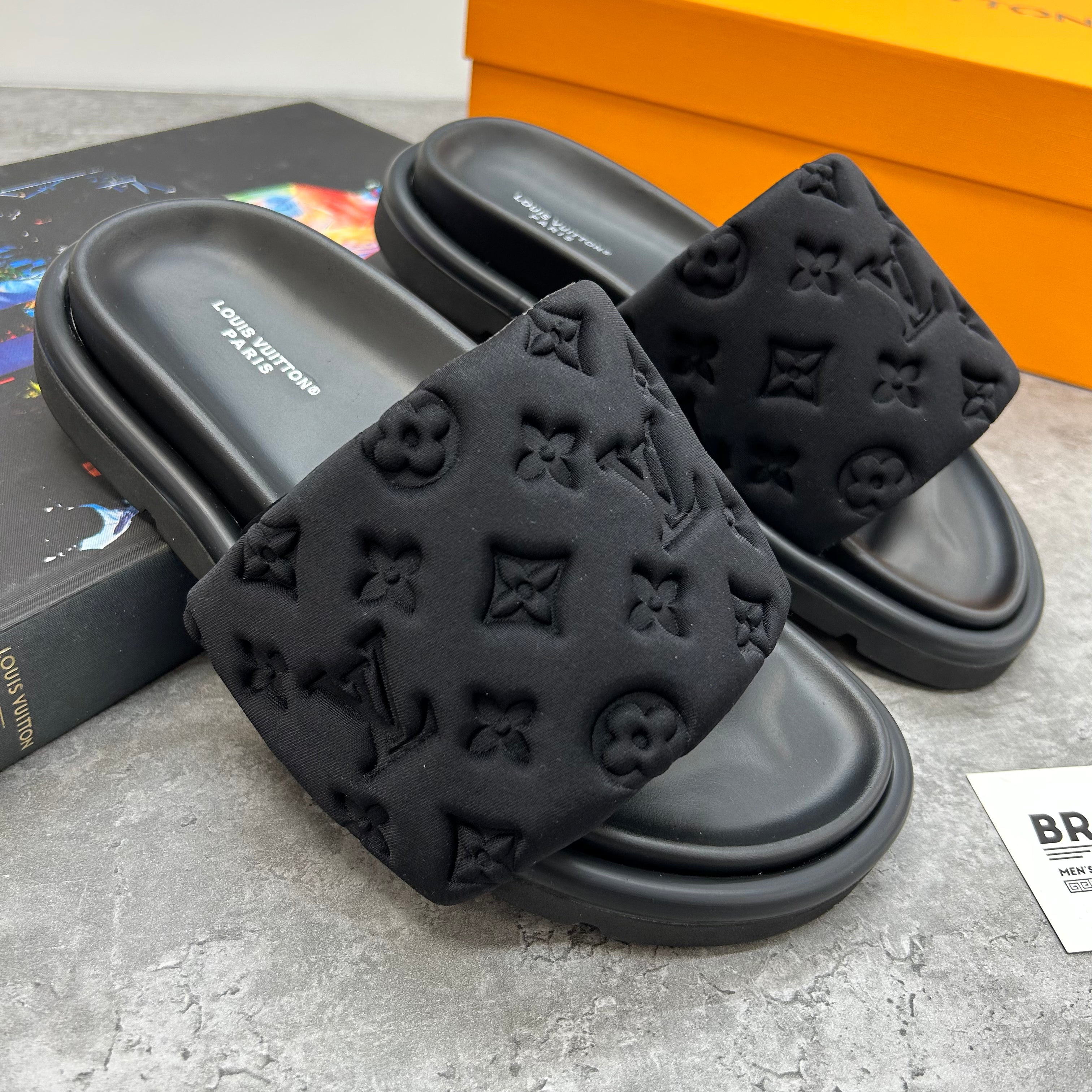 Louis Vuitton Printed Slides - Brown Sandals, Shoes - LOU807775