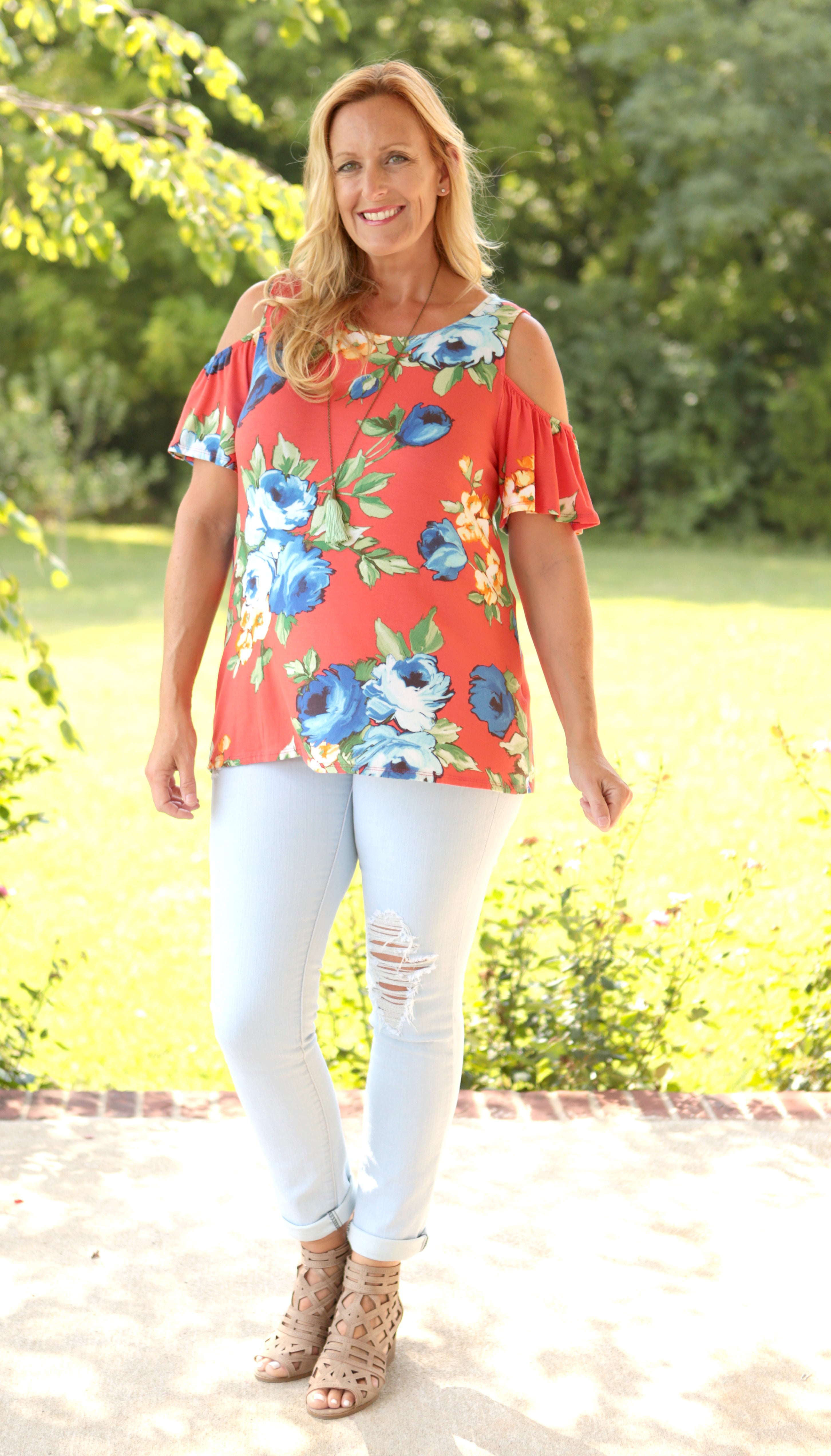 Floral Cold Shoulder Top – Lennon & Lace