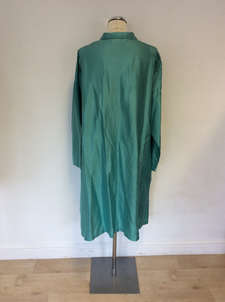 YACCO MARICARD GREEN SILK DUSTER COAT SIZE 2XL – Whispers Dress Agency