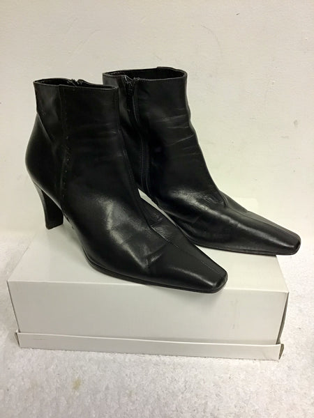 black leather ankle boots size 5