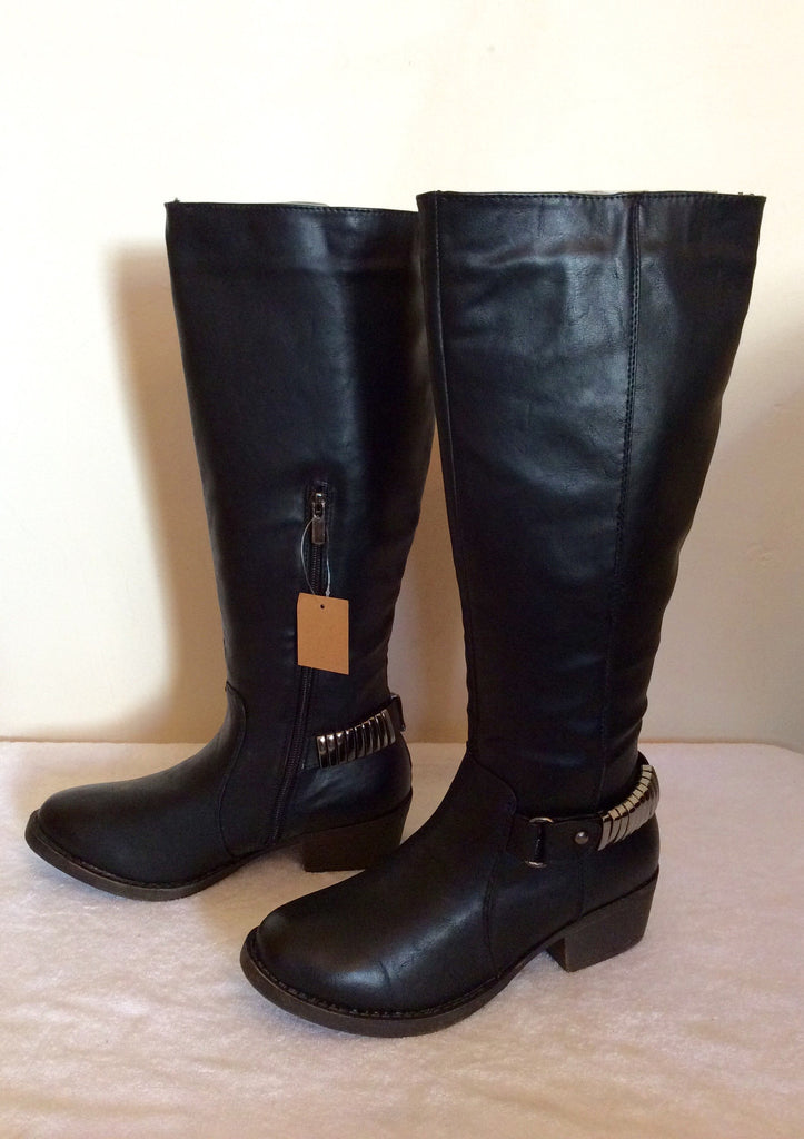 New In Box Marietta's Black & Silver Ankle Trim Boots Size 4/37 ...