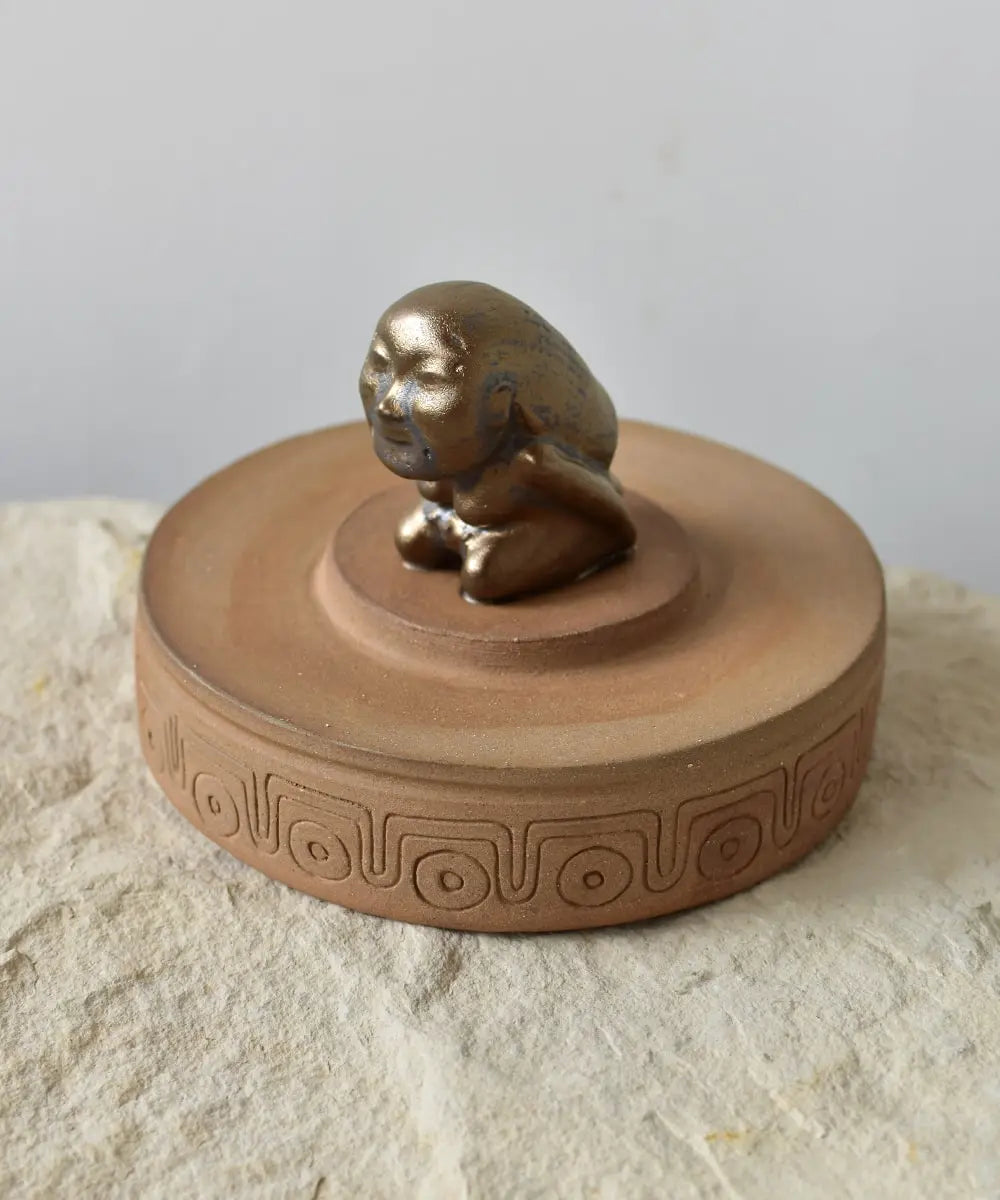 Custom cookie jar in stoneware clay inspired by Indiana Jones
