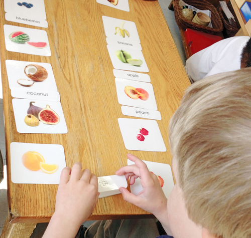 word-level non-phonetic independent reading language activities