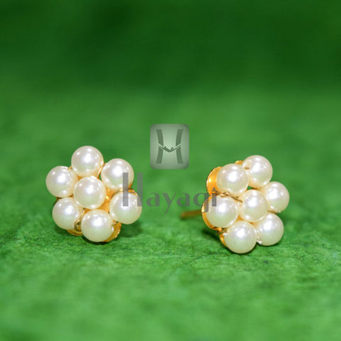 Buy Hayagi Maharashtrian Thushi Copper Stud Earring Online | Hayagi