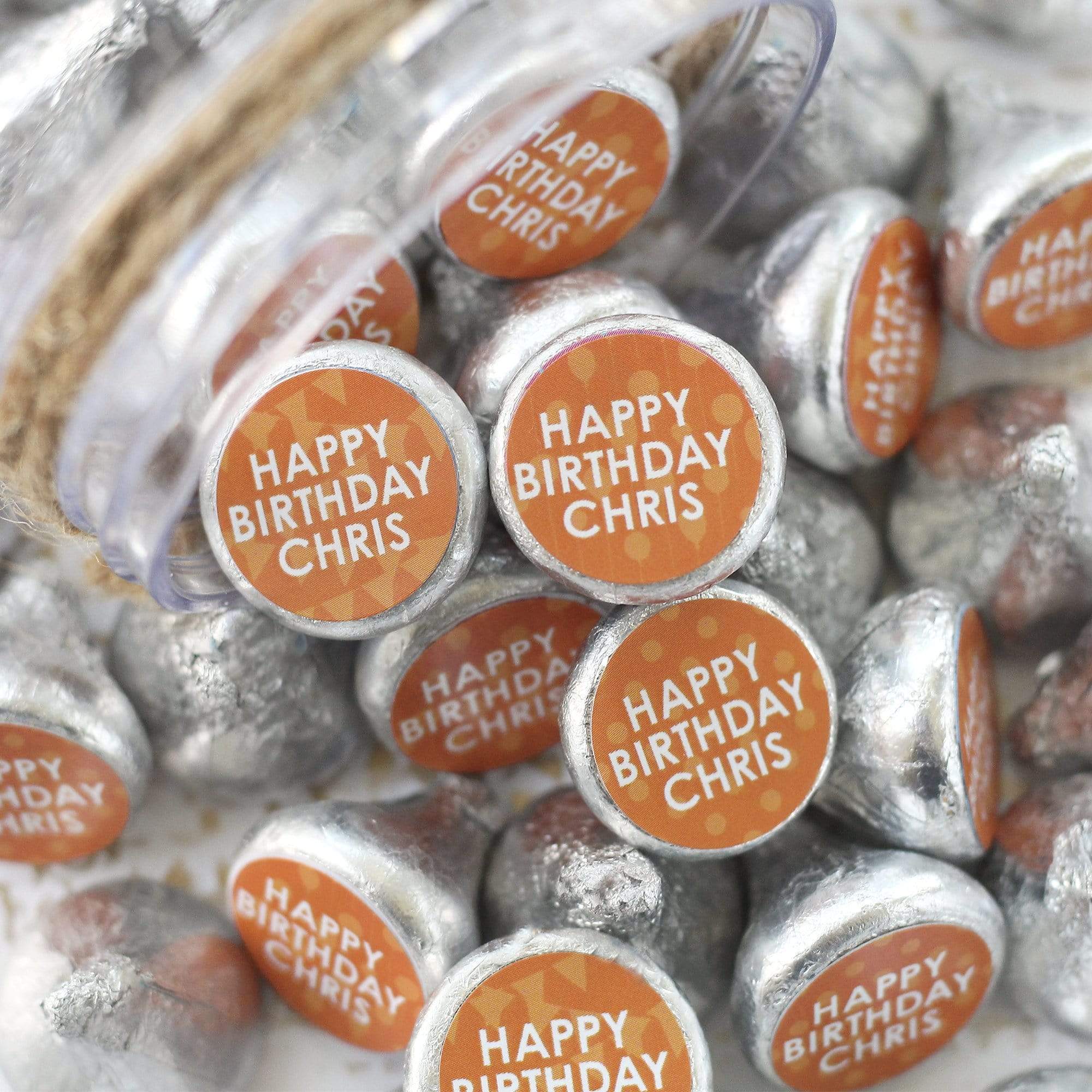 https://cdn.shopify.com/s/files/1/0734/7909/products/personalized-happy-birthday-party-favor-stickers-with-name-180-stickers-orange-29646148632747.jpg?v=1662480634&width=370%20370w